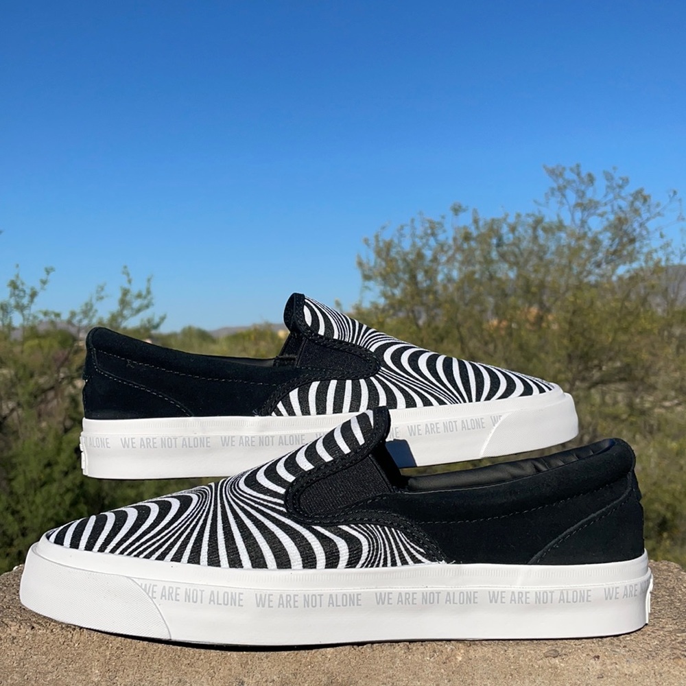 New One Star CC Converse Black & White Trippy Retro Style Slip On Sneakers